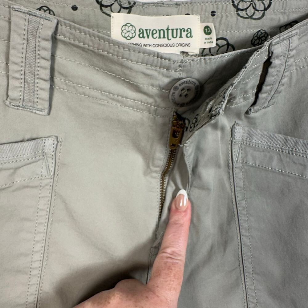 Casual Crop Utility Pants - Light Gray - Picture 7 of 13